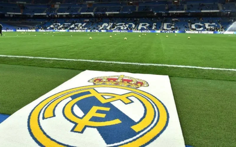 توقيت وموعد القمة المنتظرة بين ريال مدريد ومانشستر سيتي والقنوات الناقلة للمواجهة